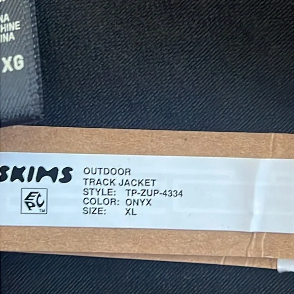 Skims outdoor track jacket - Picture 7 of 7